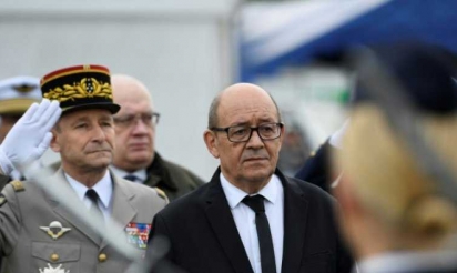 Le Drian qualifie de manoeuvre déséspérée les accusations de Fillon