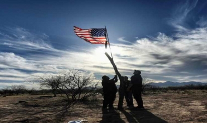 Une tribu amérindienne contre le mur de Trump