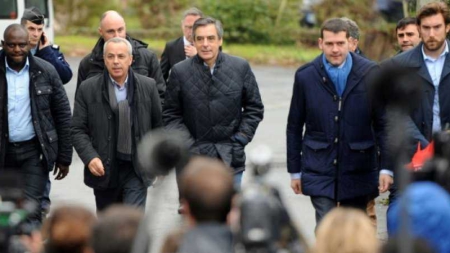 Accueil houleux pour Fillon dans une exploitation du Pays basque