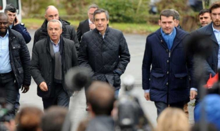 Accueil houleux pour Fillon dans une exploitation du Pays basque