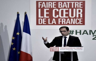 Hamon présente un programme recentré et rassembleur