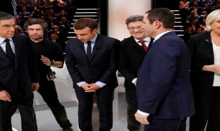 Présidentielle Grisé, Mélenchon veut creuser l’écart avec Hamon