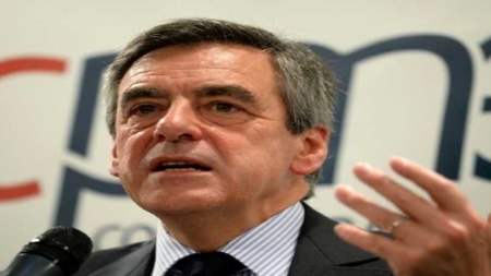 Après le renoncement de Juppé, les sarkozystes tentent d’évincer Fillon