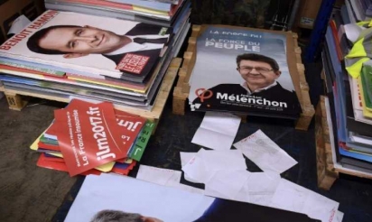 Sondage Mélenchon et Fillon se rapprochent de Le Pen et Macron, en baisse
