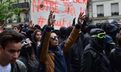 Manifestation à Paris pour un premier tour social