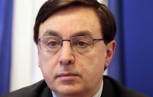 Propos négationnistes Jean-François Jalkh se retire de la présidence par intérim du FN