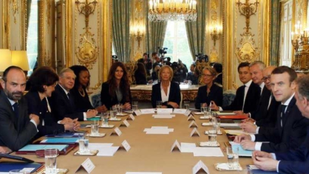 Popularité  62% des Français satisfaits du président Macron, 55% du Premier ministre Philippe