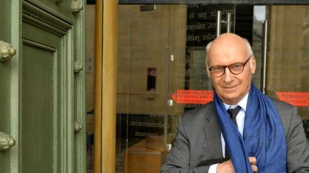 Un millier d’avocats rejoignent un appel à voter Macron, pour défendre l’État de droit