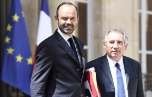 Recadré par Philippe, Bayrou réplique