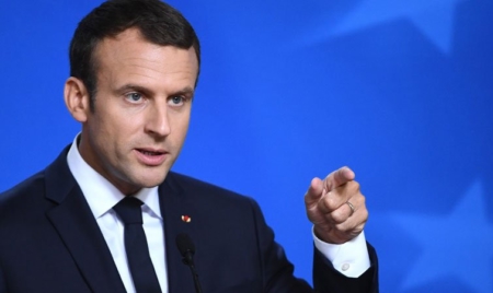 La nuit de sa victoire, Emmanuel Macron a écrit la préface du livre de Jean-Paul Huchon