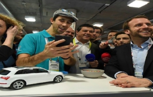 Macron à Las Vegas en 2016 l'enquête pour favoritisme confiée à des juges