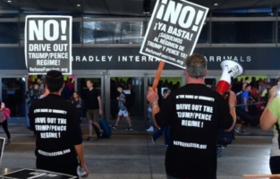  Etats-Unis un tribunal conteste des dispositions du décret anti-immigration de Trump 