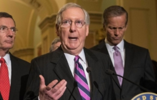  Le Sénat part en vacances et envoie un dernier avertissement à Trump 