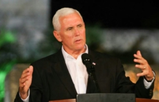 Les Etats-Unis empêcheront que le Venezuela soit en faillite, dit Pence