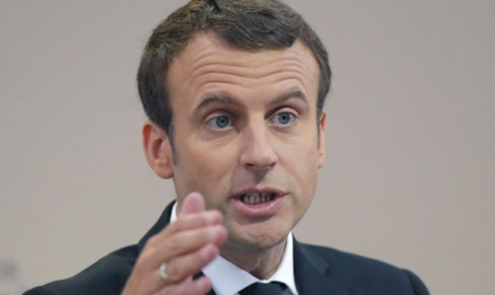 C’est du pipi de chat quand Emmanuel Macron critique le travail de ses ministres