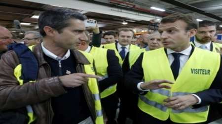 De retour chez Whirlpool, Macron se défend de favoriser les plus riches