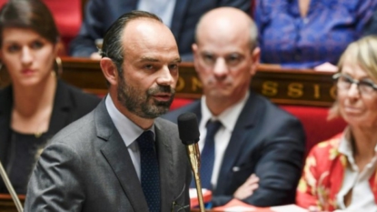 Edouard Philippe renvoie François Hollande à plus d’humilité
