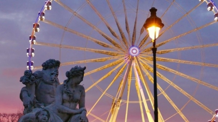Marché de la Grande roue  Paris mise en examen