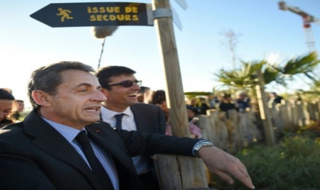 Avant Brigitte Macron, Sarkozy rend visite au bébé panda du zoo de Beauval