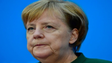 Allemagne Merkel et les sociaux-démocrates se rapprochent peu à peu
