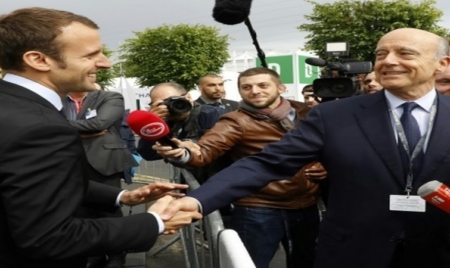 Juppé tend la main à Macron sans convaincre au sein de LR