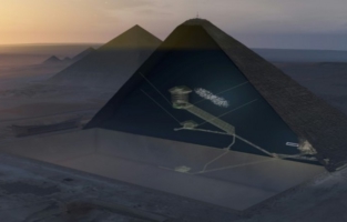 Egypte une énorme cavité découverte au coeur de la pyramide de Khéops