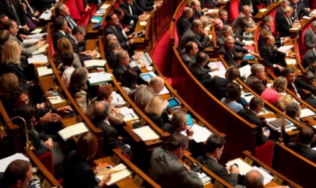 Payée 5 000 euros, une députée LREM se plaint de manger  pas mal de pâtes