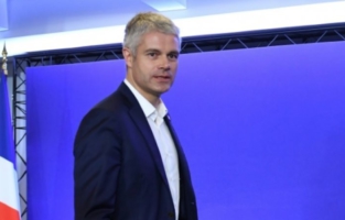 Wauquiez avec Macron les immigrés clandestins seront de plus en plus nombreux